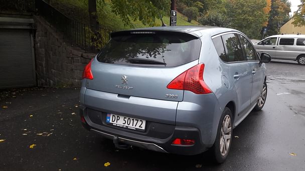 Peugeot 3008 med Skistativ