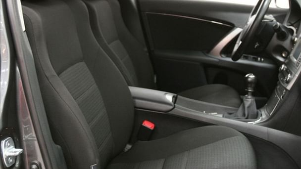 Toyota Avensis SW med GPS