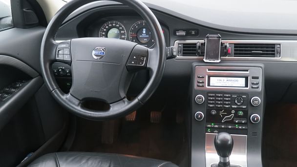 Volvo V70 med Skistativ
