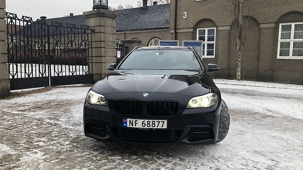 BMW Série 5 Touring med Vinterdekk