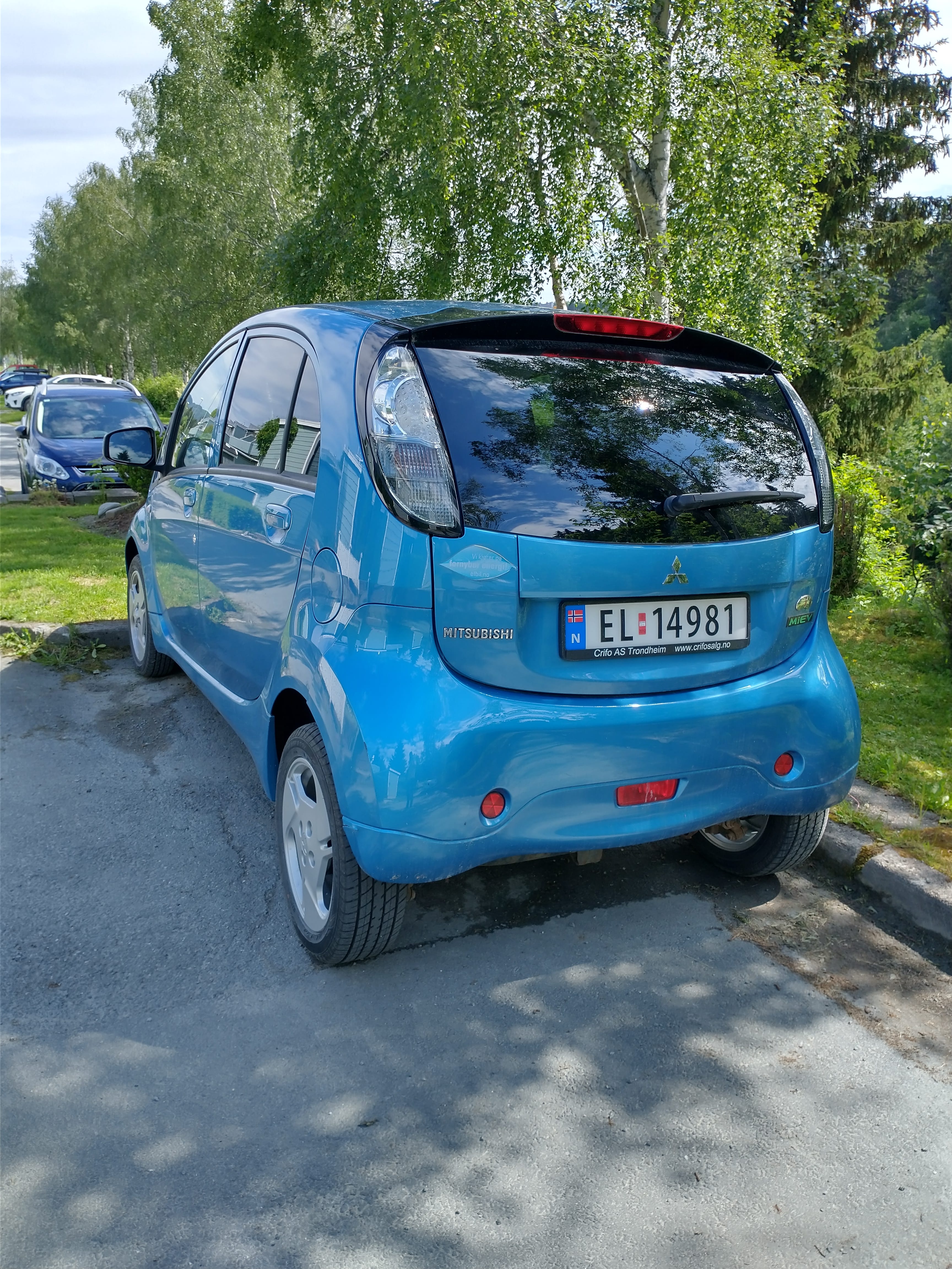 Mitsubishi i-Miev med Bluetooth audio
