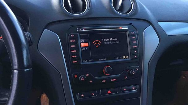 Ford Mondeo SW med Vinterdekk