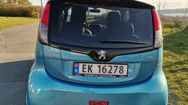 Peugeot iOn