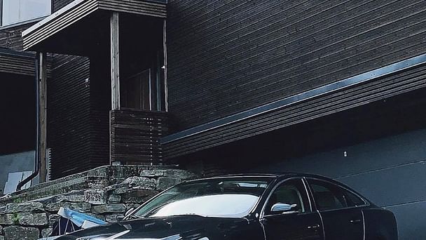 Jaguar XJR med Lydinngang