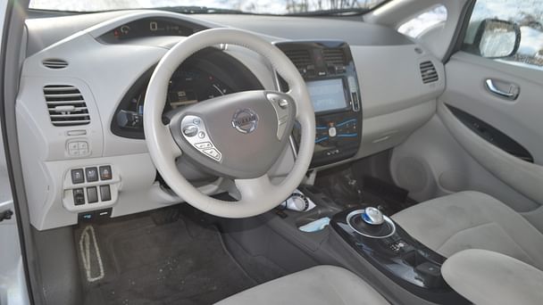 Nissan Leaf 2012 med Lydinngang