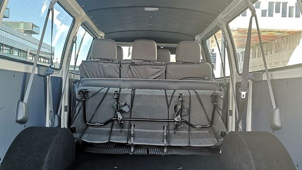 Toyota Hiace Utilitaire med GPS