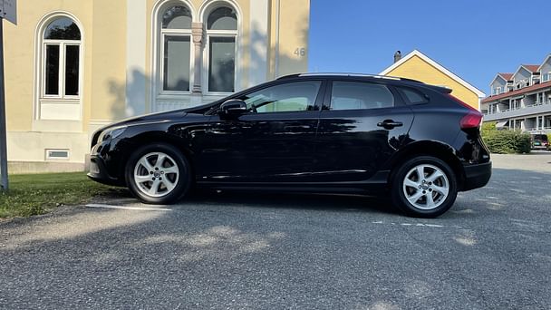Volvo V40 Cross Country med Vinterdekk