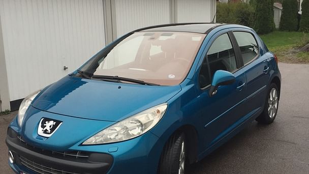 Peugeot 207 med Lydinngang
