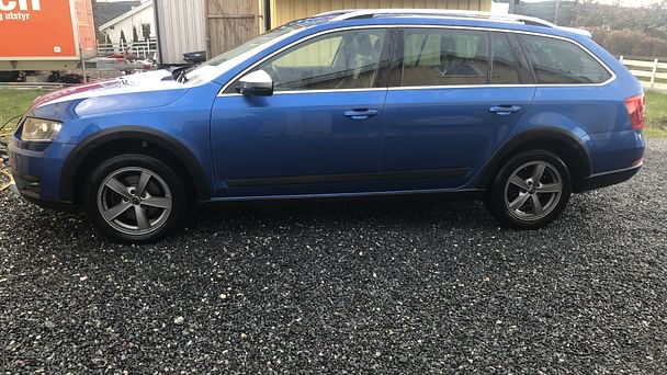 Skoda Octavia med Vinterdekk