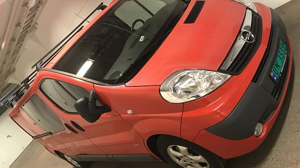 Opel Vivaro med Aircondition