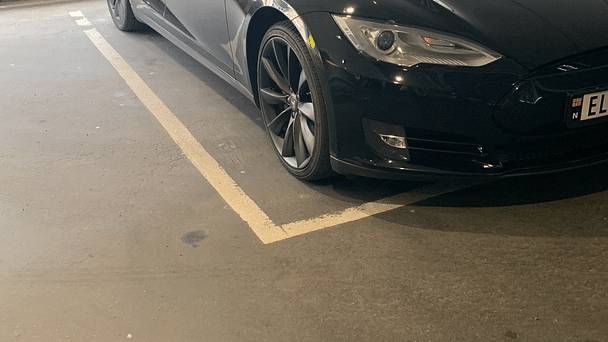 Tesla Model S med GPS