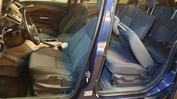 Ford Grand C-Max med Tilhengerfeste