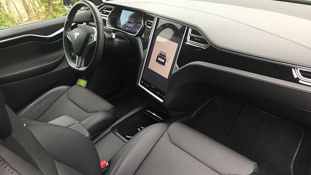 Tesla Model S med Vinterdekk