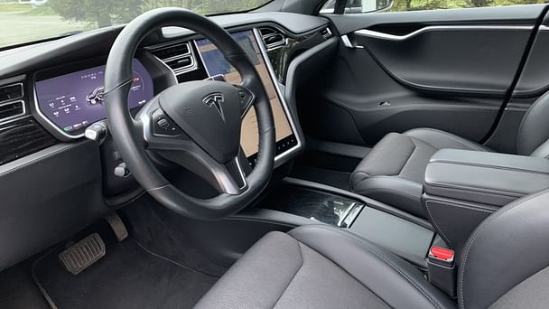Tesla Model S med Vinterdekk