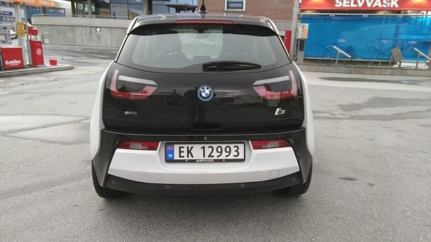 BMW i3 med Lydinngang