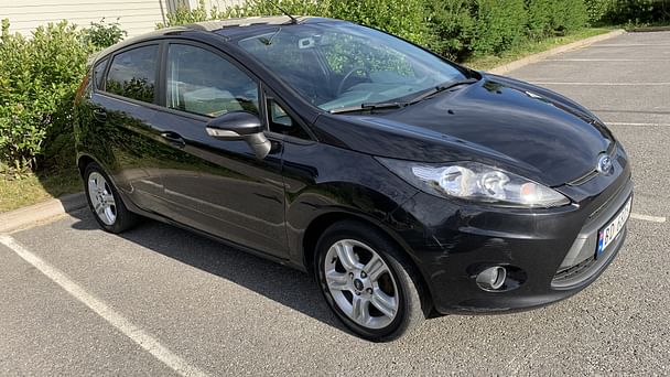 Ford Fiesta med Vinterdekk