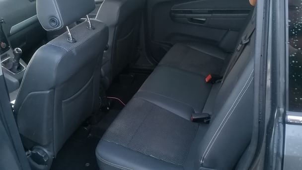 Opel Zafira med Vinterdekk