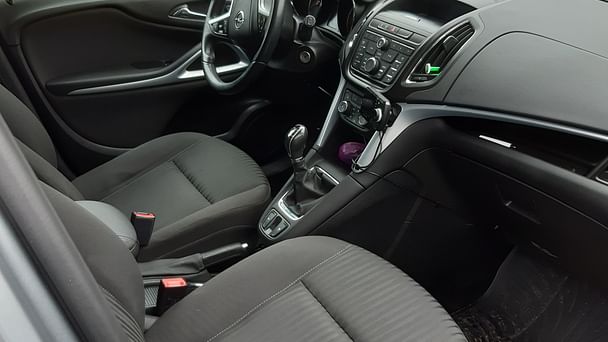 Opel Astra Sports Tourer med Cruisekontroll