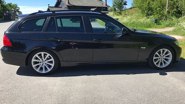BMW Série 3 Touring med Lydinngang