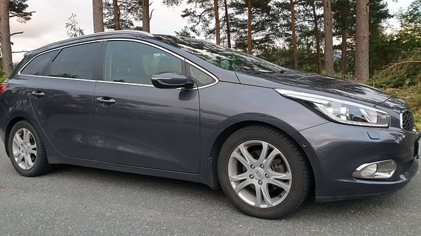 Kia Cee'd SW med Lydinngang