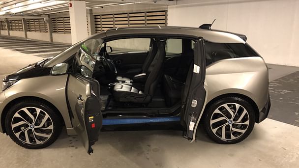 BMW i3