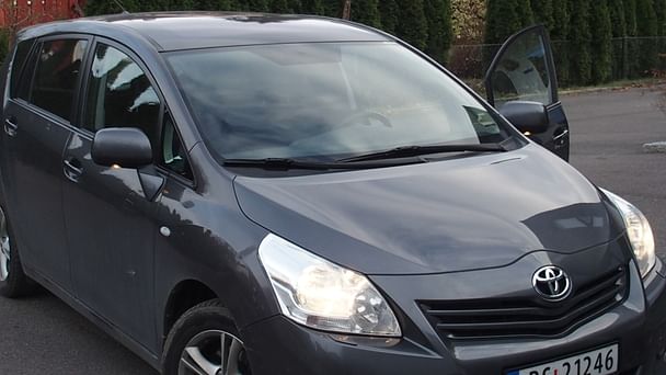 Toyota Verso med Vinterdekk