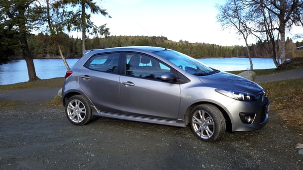 Mazda 2, 2010, Bensin