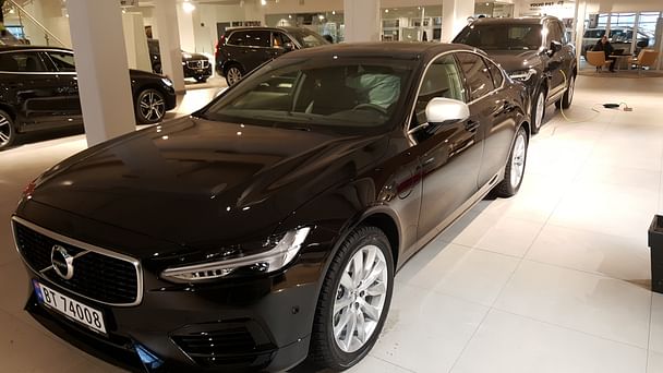 Volvo S90, 2017, Blyfri / Elektrisk (hybrid), automatisk