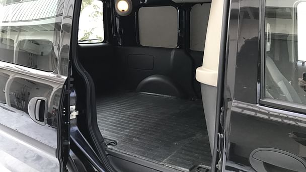 Opel Combo lettkjørt, ryggekamera, DAB, vinterdekk, tilhengerfeste, takstativ, godt vedlikeholdt med Skistativ