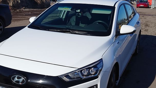 Hyundai Ioniq med Cruisekontroll