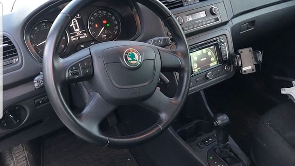 Skoda Fabia Combi med GPS