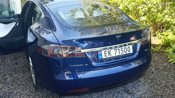 Tesla Model S
