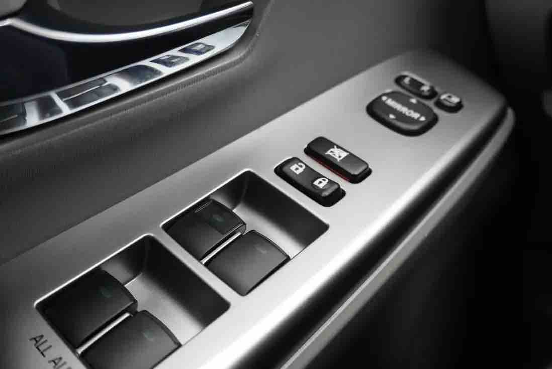 Toyota Prius + med Skistativ