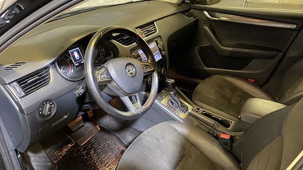 Skoda Octavia med Lydinngang