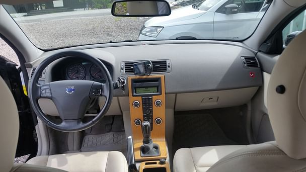Volvo V50