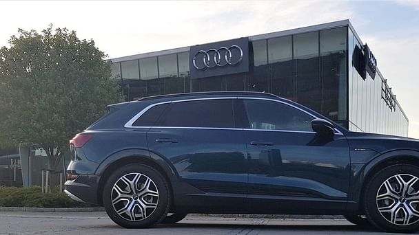 Audi e-tron, 2019, Elektrisk, automatisk