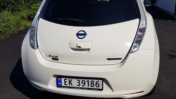 Nissan Leaf med Lydinngang