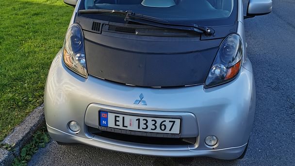Mitsubishi i-Miev med Vinterdekk