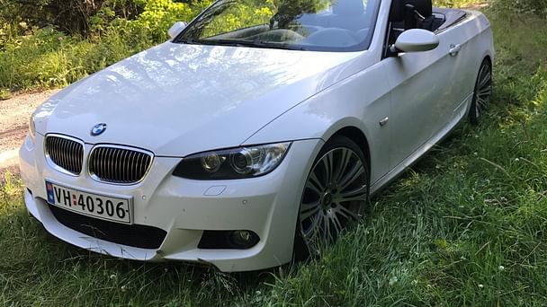 BMW Série 3 med Vinterdekk