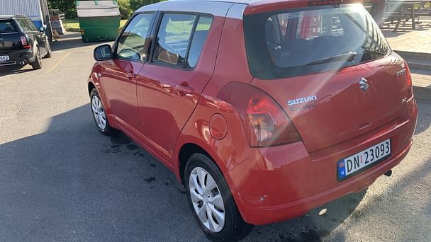 Suzuki Swift med Vinterdekk