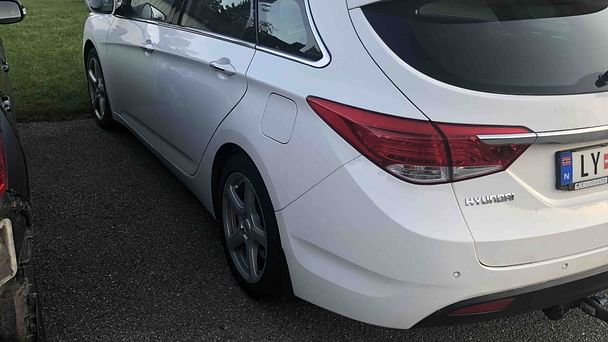 Hyundai i40 SW med Lydinngang