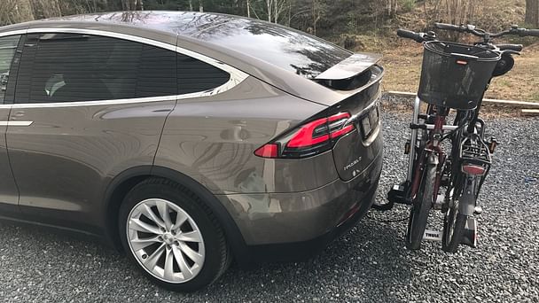 Tesla Model X 90D med Cruisekontroll