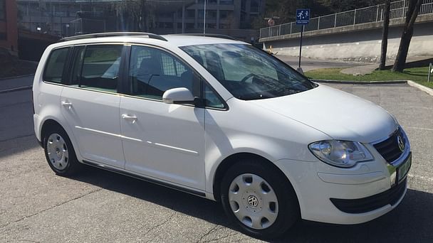 Volkswagen Touran med Sykkelstativ