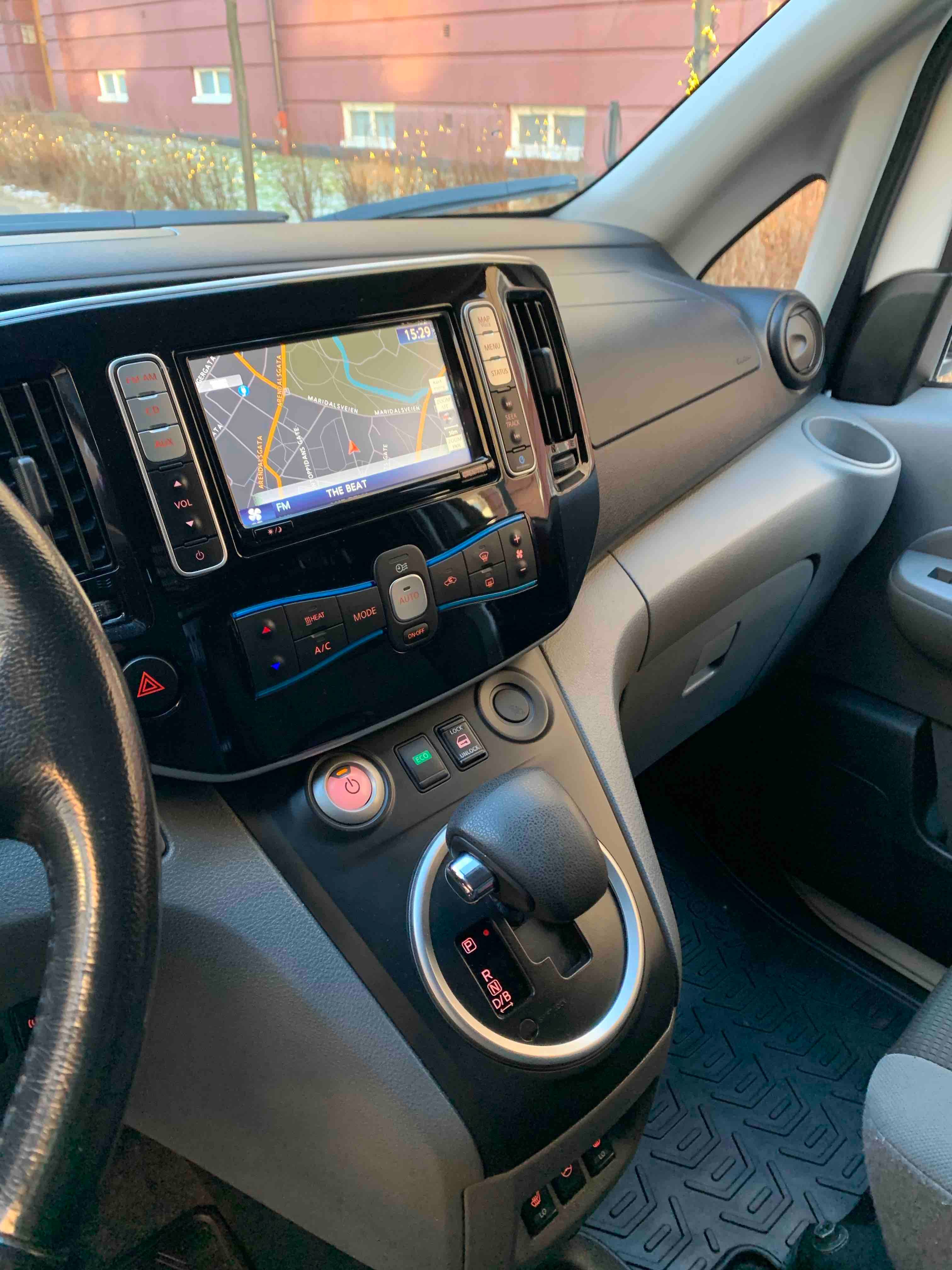 Nissan e-NV200 Varebil 1 med Bluetooth audio
