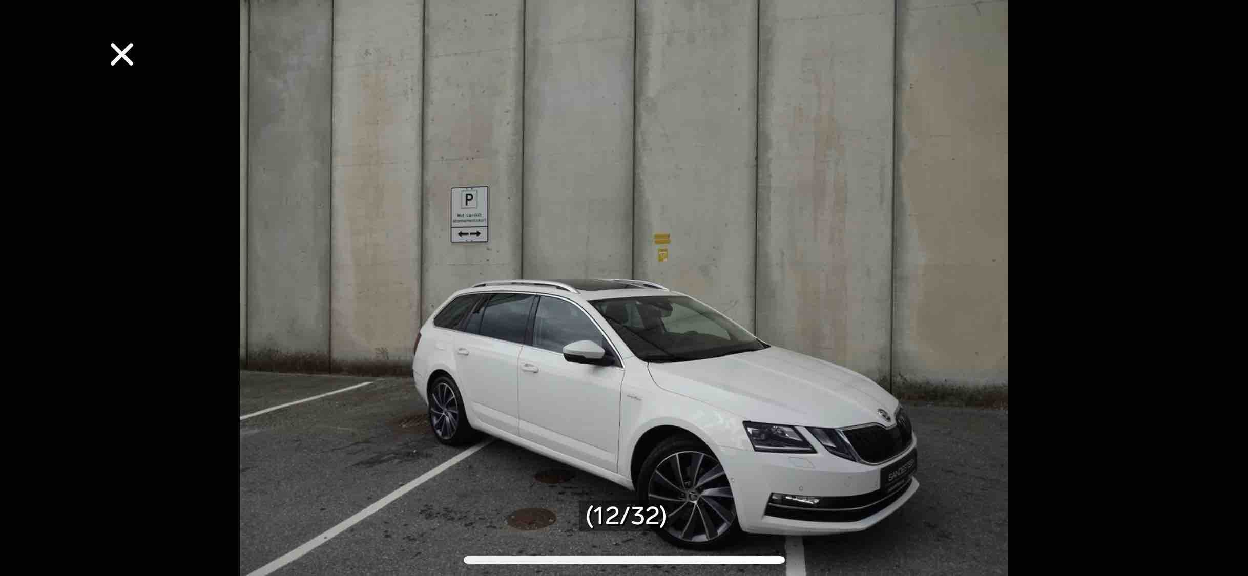 Skoda Octavia Combi 2,0 with Cruise control