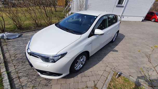 Toyota Auris, 2016, Blyfri / Elektrisk (hybrid), automatisk