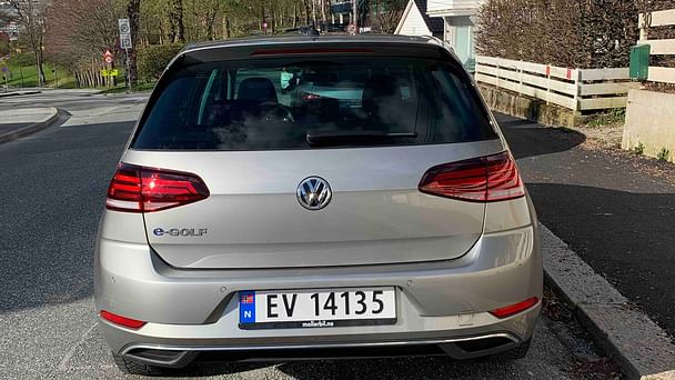 Volkswagen Golf Kombi med Lydinngang