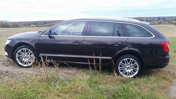 Skoda Superb Combi med Sykkelstativ