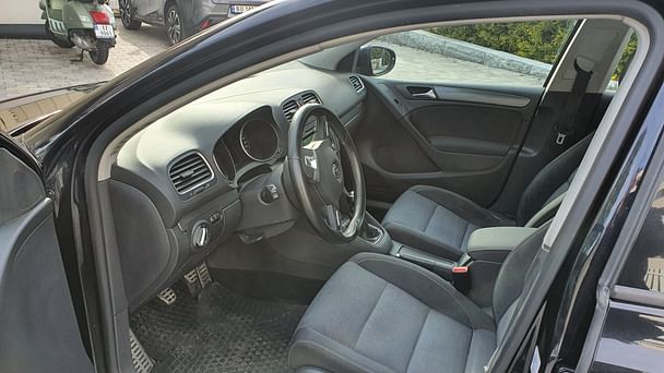 Volkswagen Golf R