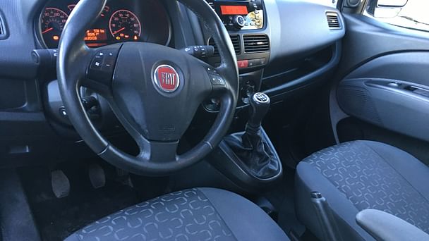 Fiat Doblo Cargo med Cruisekontroll
